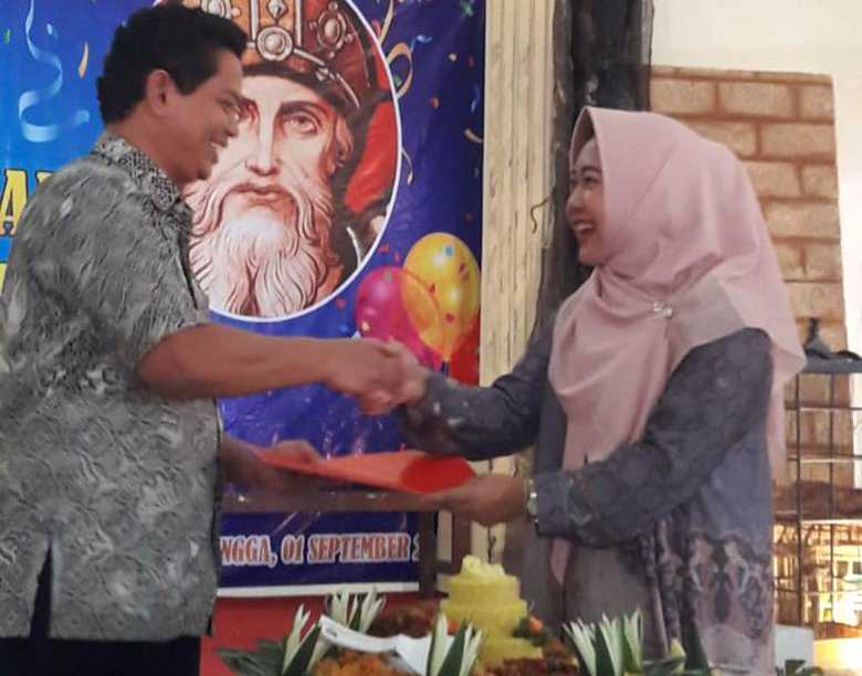 PERINGATAN PERTOBATAN : Bupati Purbalingga Tiwi menghadiri acara peringatan 83 tahun Pertobatan Santo Agustinus di Gereja Katolik Purbalingga, Minggu (1/9). (37) (SB/Ryan)