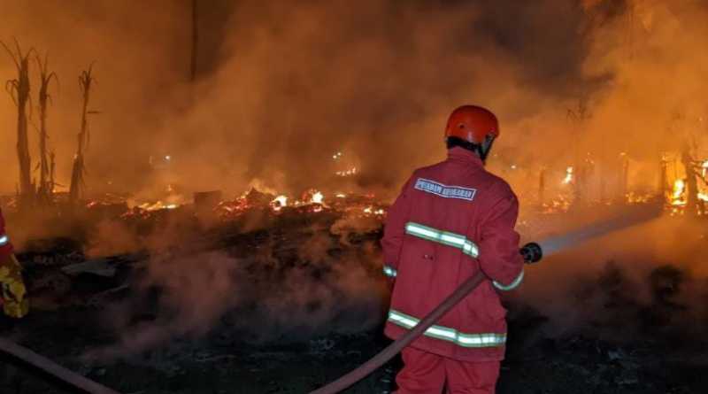 Kebakaran Melanda Rumah Warga di Cilacap, Api Diduga Bersumber dari Tungku Dapur