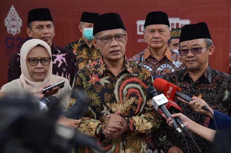 Ketua Umum PP Muhammadiyah Haedar Nashir saat memberikan keterangan pers di Kompleks Istana Kepresidenan, Jakarta, pada Jumat (16/09/2022). (Dok Setkab)
